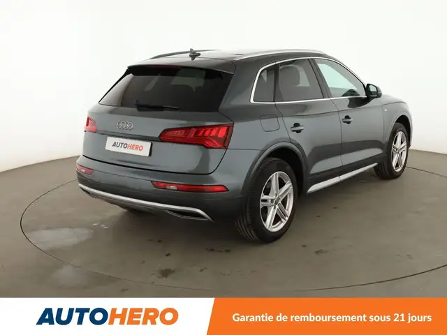 Audi Q5 view 6