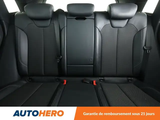 Audi Q5 view 15