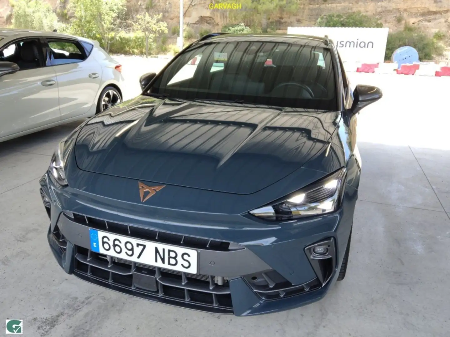 CUPRA Leon Sportstourer 1.5 eTSI 110 DSG Gris - 1