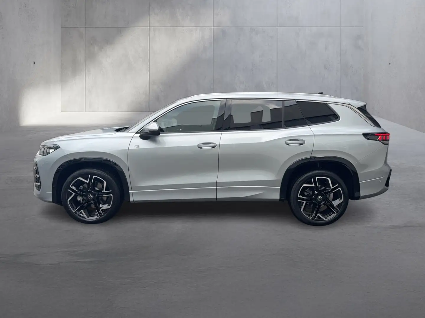 Volkswagen Tayron Sport eTSI DSG Silber - 2