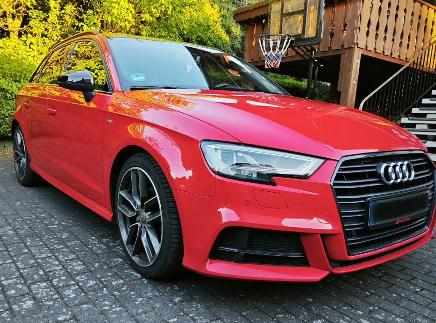 Audi A3 Sportback sport 35 TFSI S Line Panorama Rot - 2