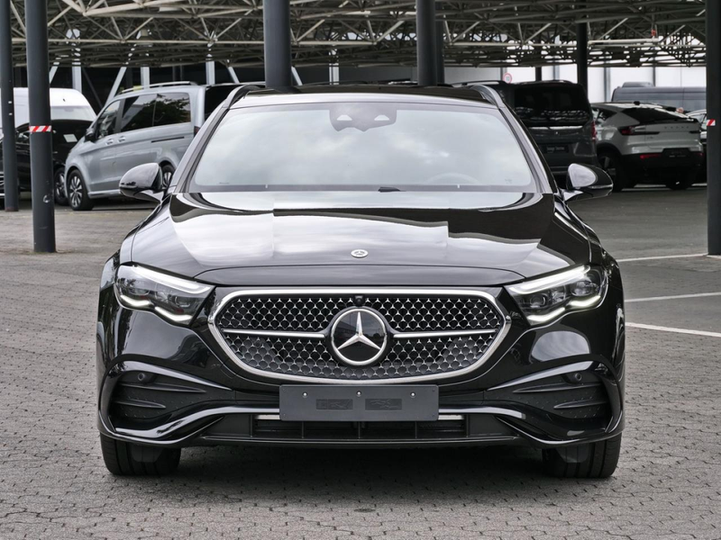 Mercedes-Benz E 450 d 4MATIC T-Modell AMG Night Panorama 360° — photo 2