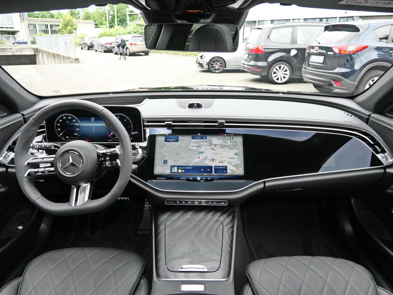 Mercedes-Benz E 450 d 4MATIC T-Modell AMG Night Panorama 360° — photo 11