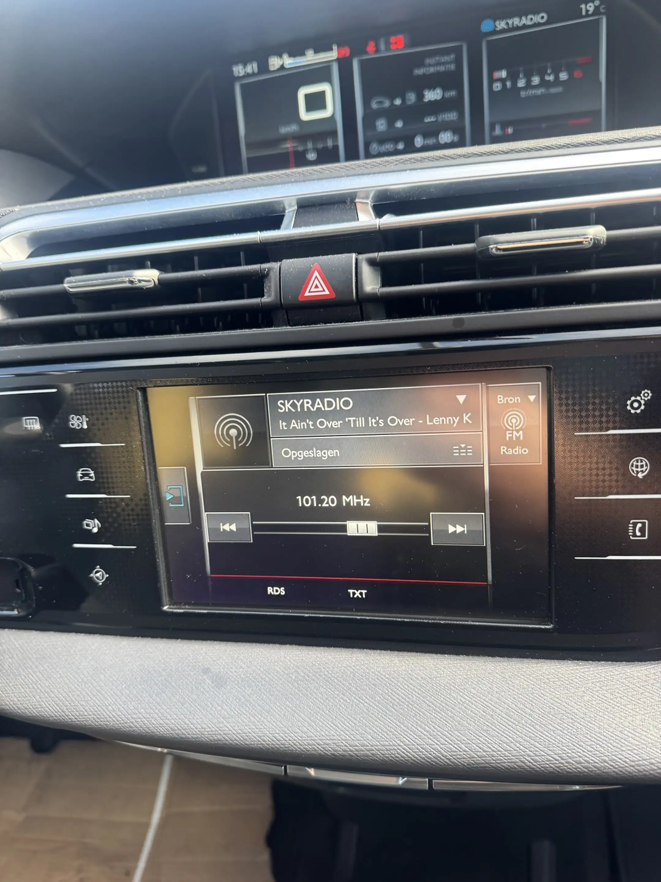 Citroen C4 Picasso 1.2 PureTech Exclusive — photo 11