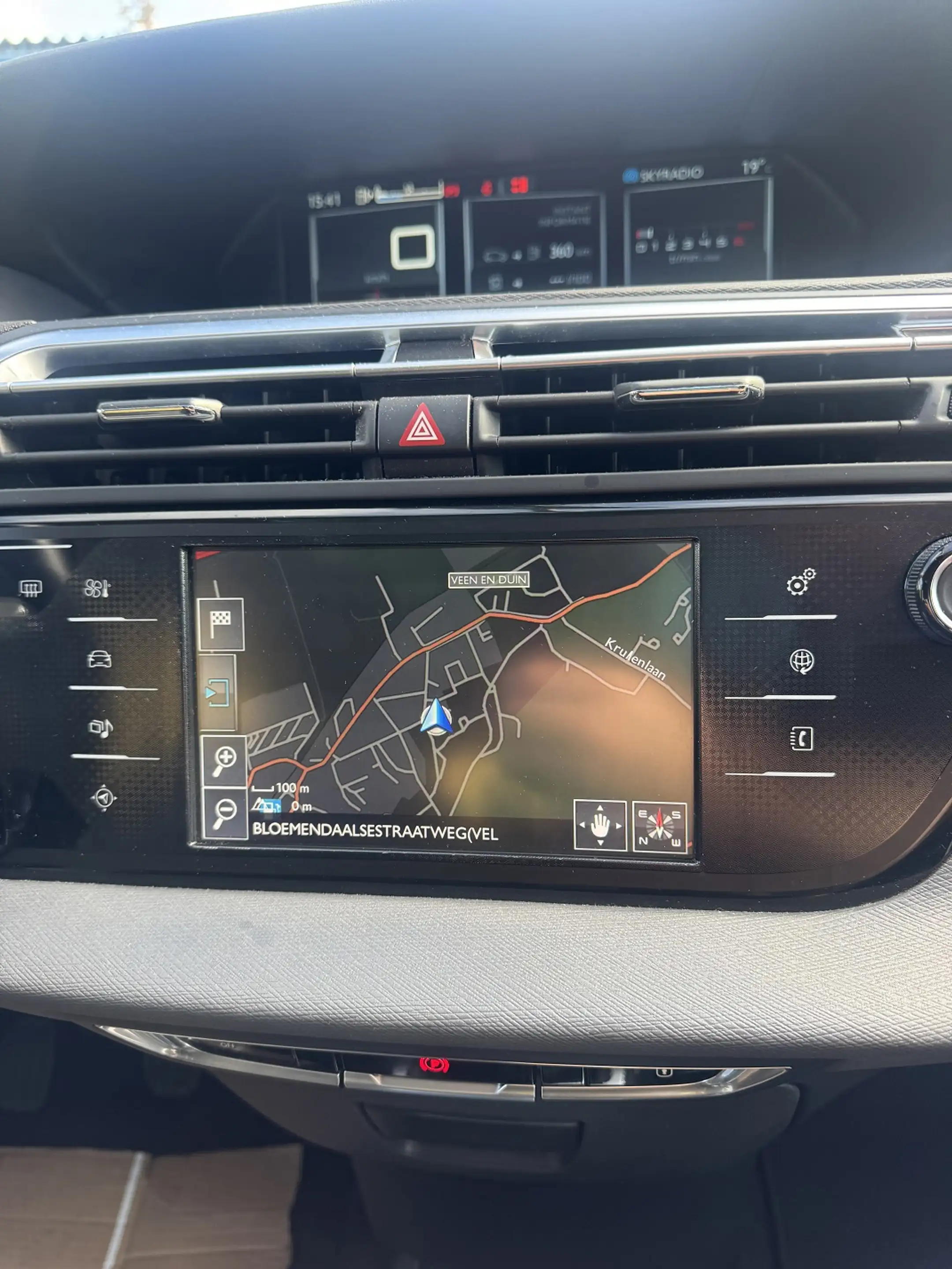 Citroen C4 Picasso 1.2 PureTech Exclusive — photo 10
