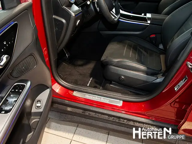 Mercedes-Benz GLC view 12
