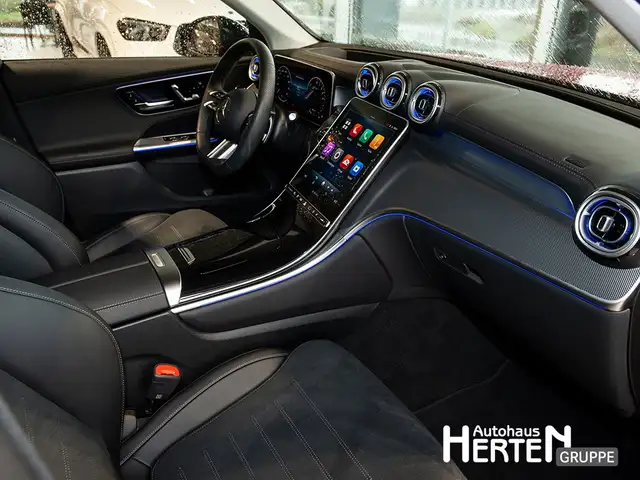 Mercedes-Benz GLC view 6
