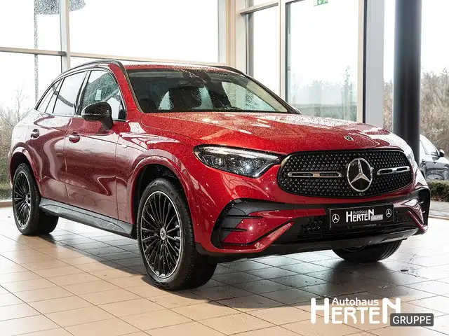 Mercedes-Benz GLC view 3