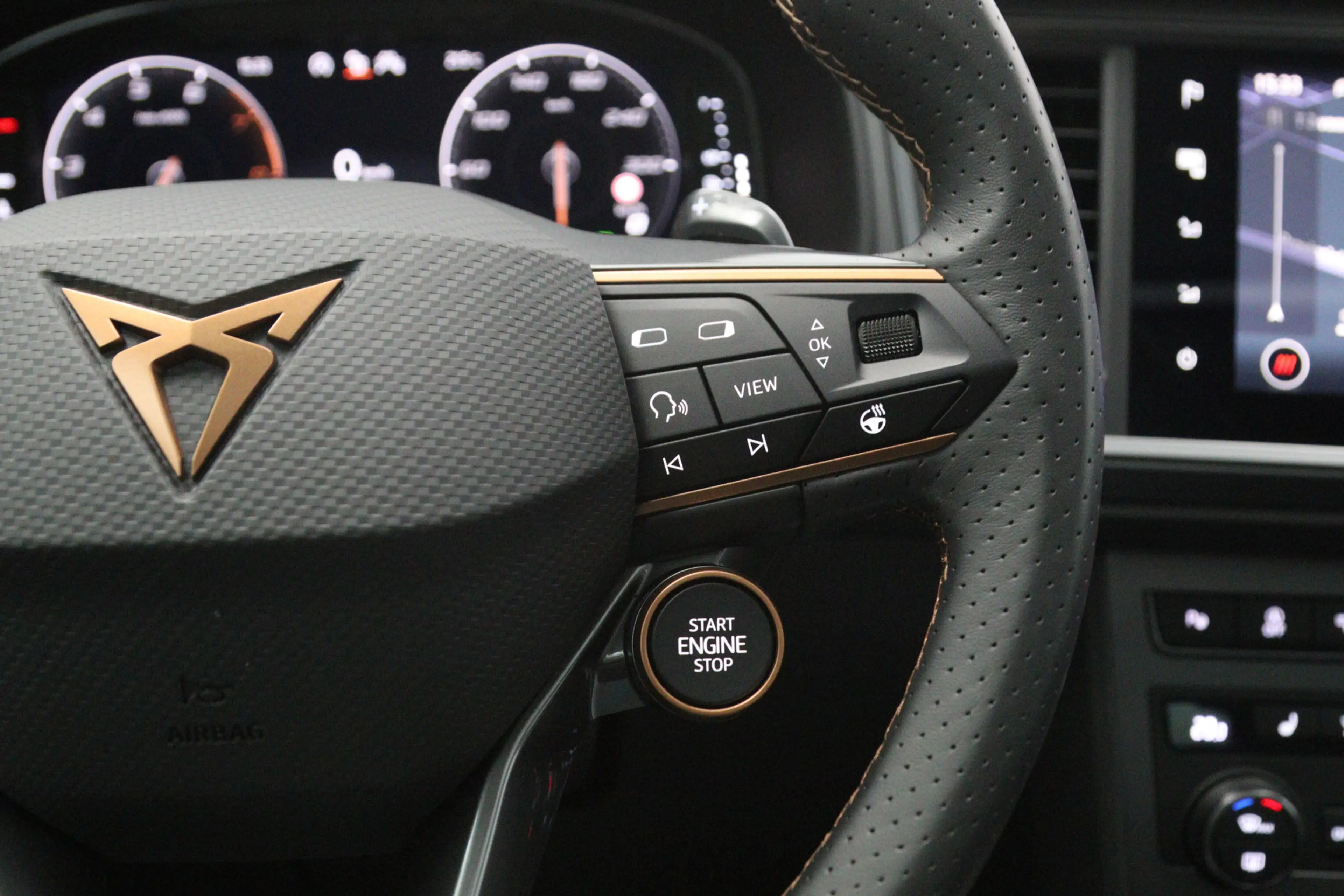 CUPRA Ateca 1.5 TSI 150 PK Automaat Business, Panoramadak, Kui — photo 21