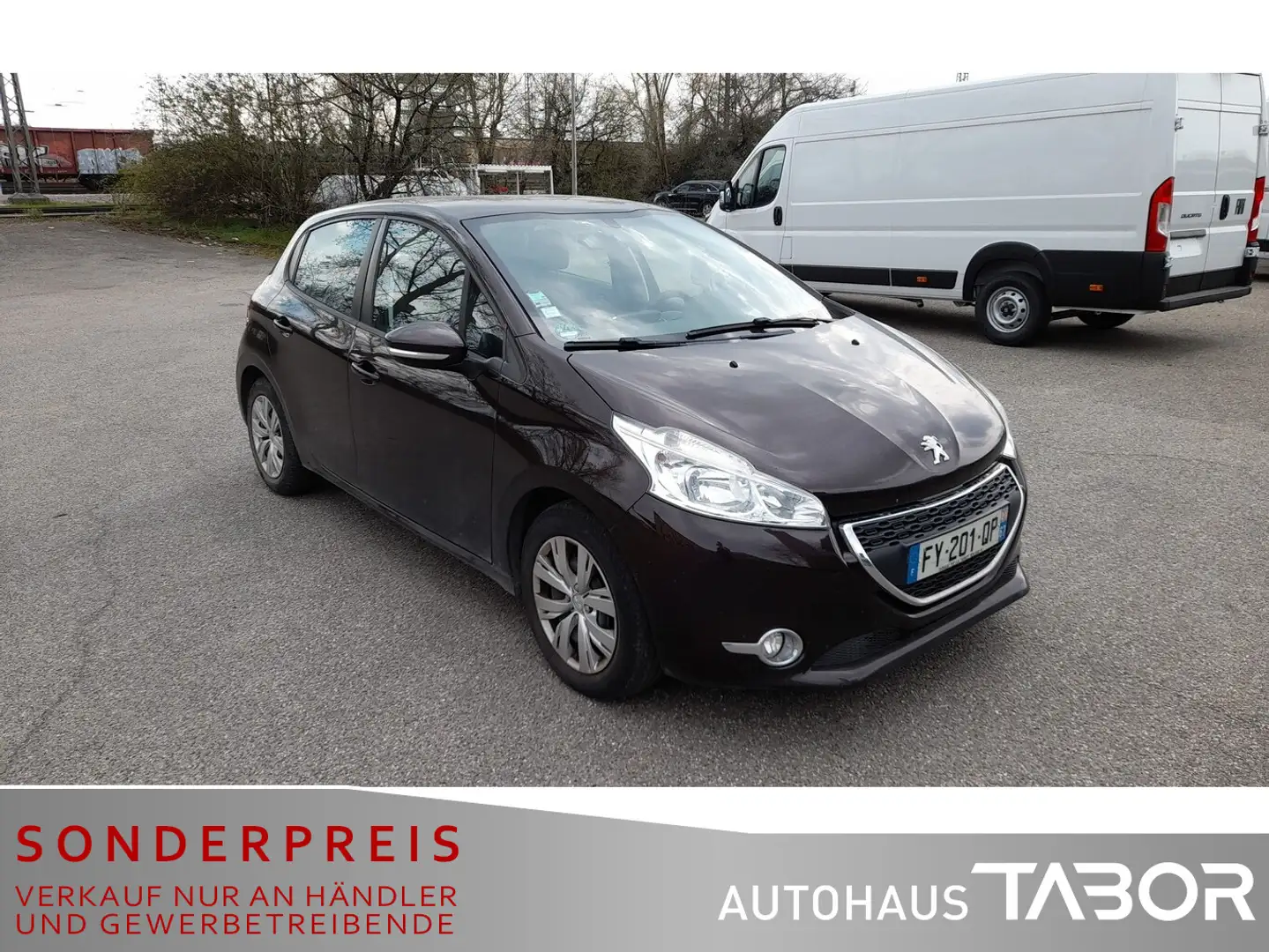 Peugeot 208 1.2 VTi PDC GRA Klima - 2