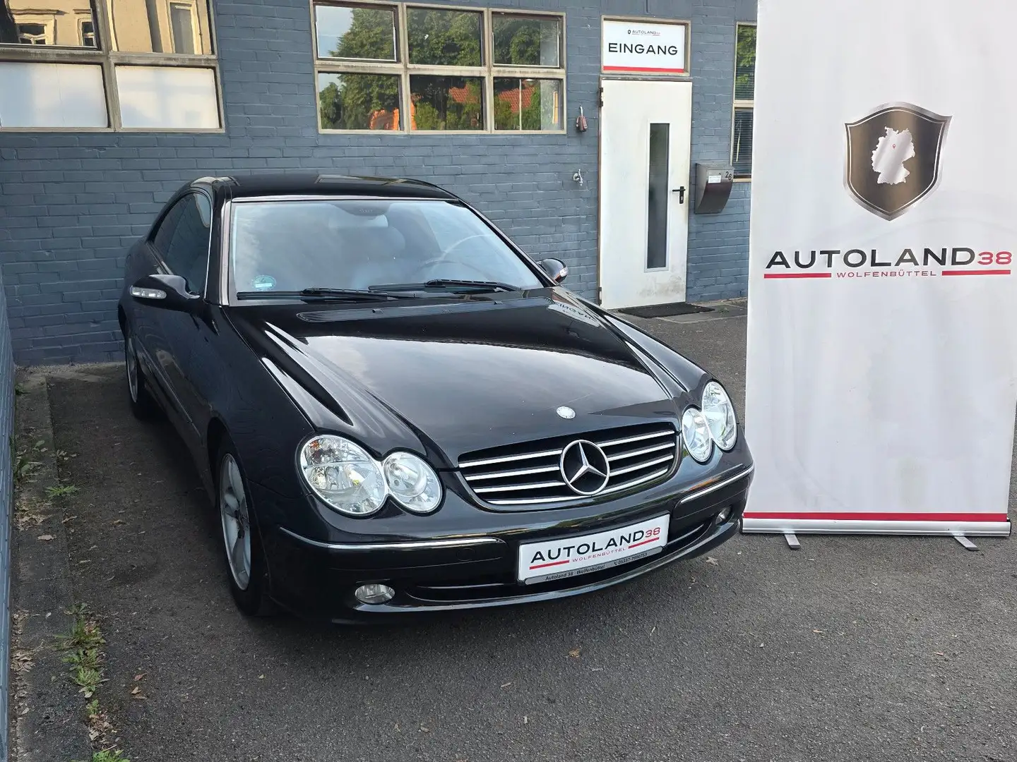 Mercedes-Benz CLK 240 AVANTGARDE Automatik Leder Shz Mfl Schwarz - 2