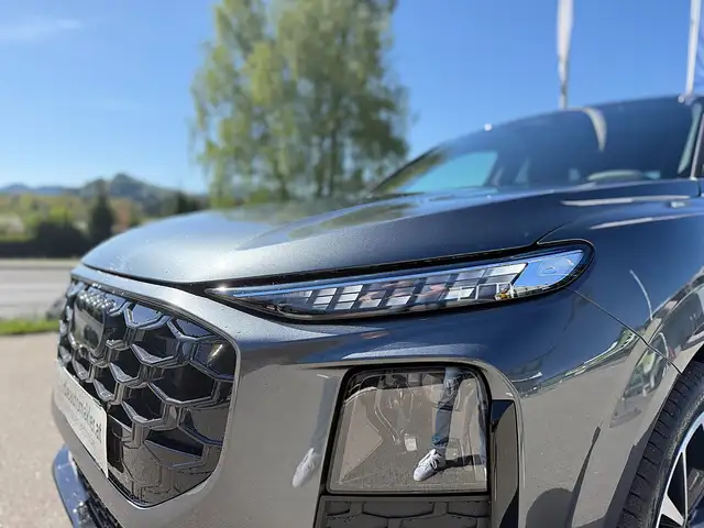 Audi Q3 e-Hybrid S line 272 PS – Panorama – Memory – Te... Ansicht 7