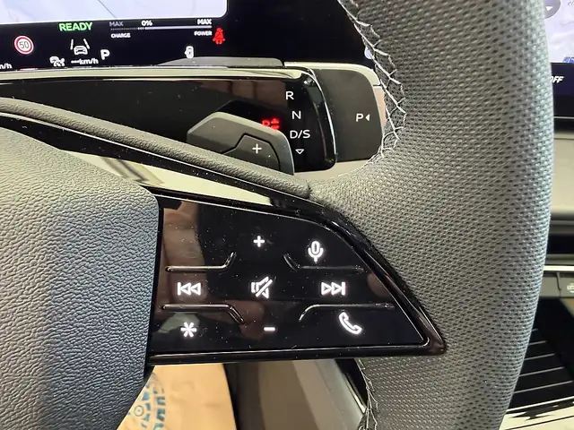 Audi Q3 e-Hybrid S line 272 PS – Panorama – Memory – Te... Ansicht 32