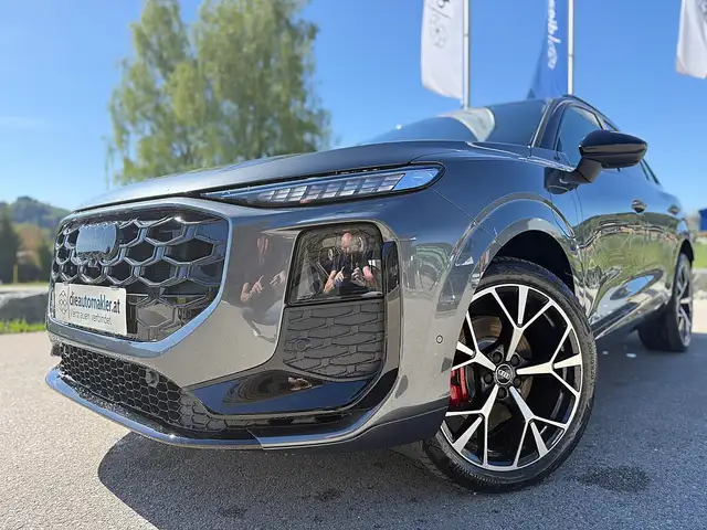 Audi Q3 e-Hybrid S line 272 PS – Panorama – Memory – Te... Ansicht 4