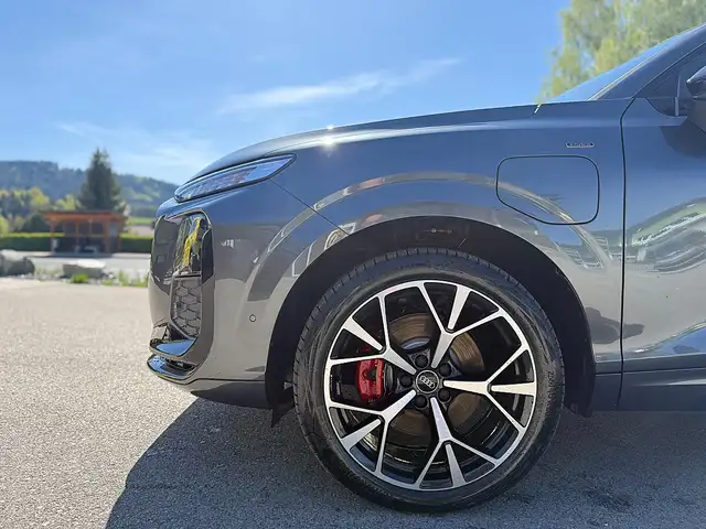 Audi Q3 e-Hybrid S line 272 PS – Panorama – Memory – Te... Ansicht 8