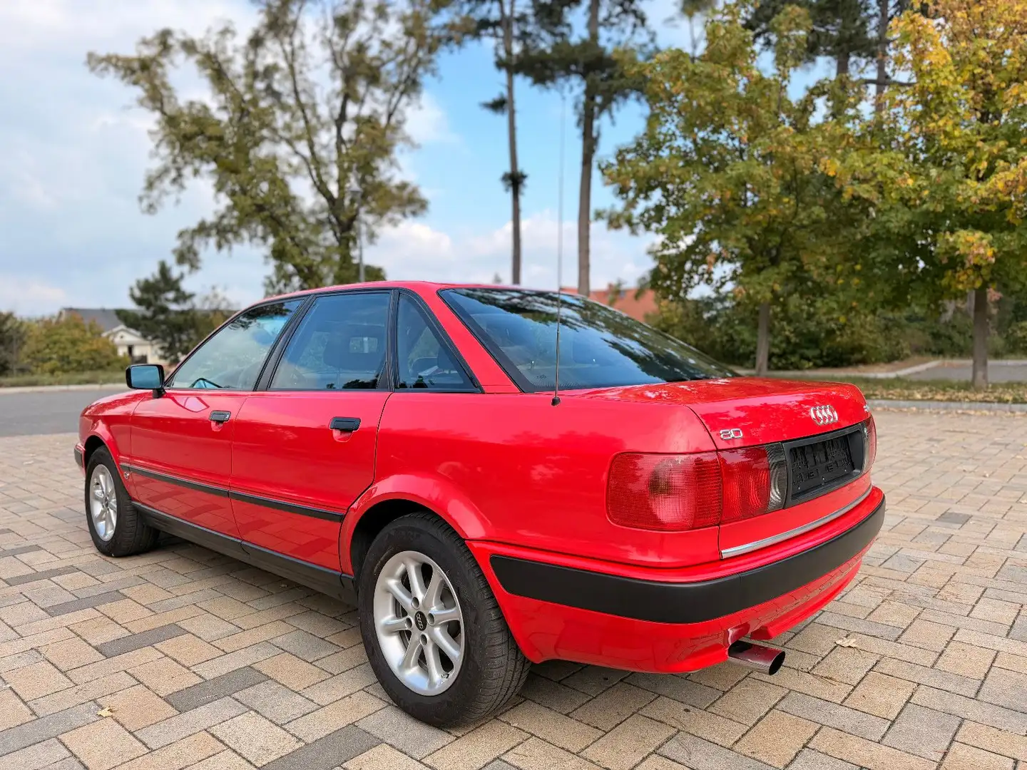 Audi 80 B4 2,0 Klimaautomatik Schiebedach Rot - 2