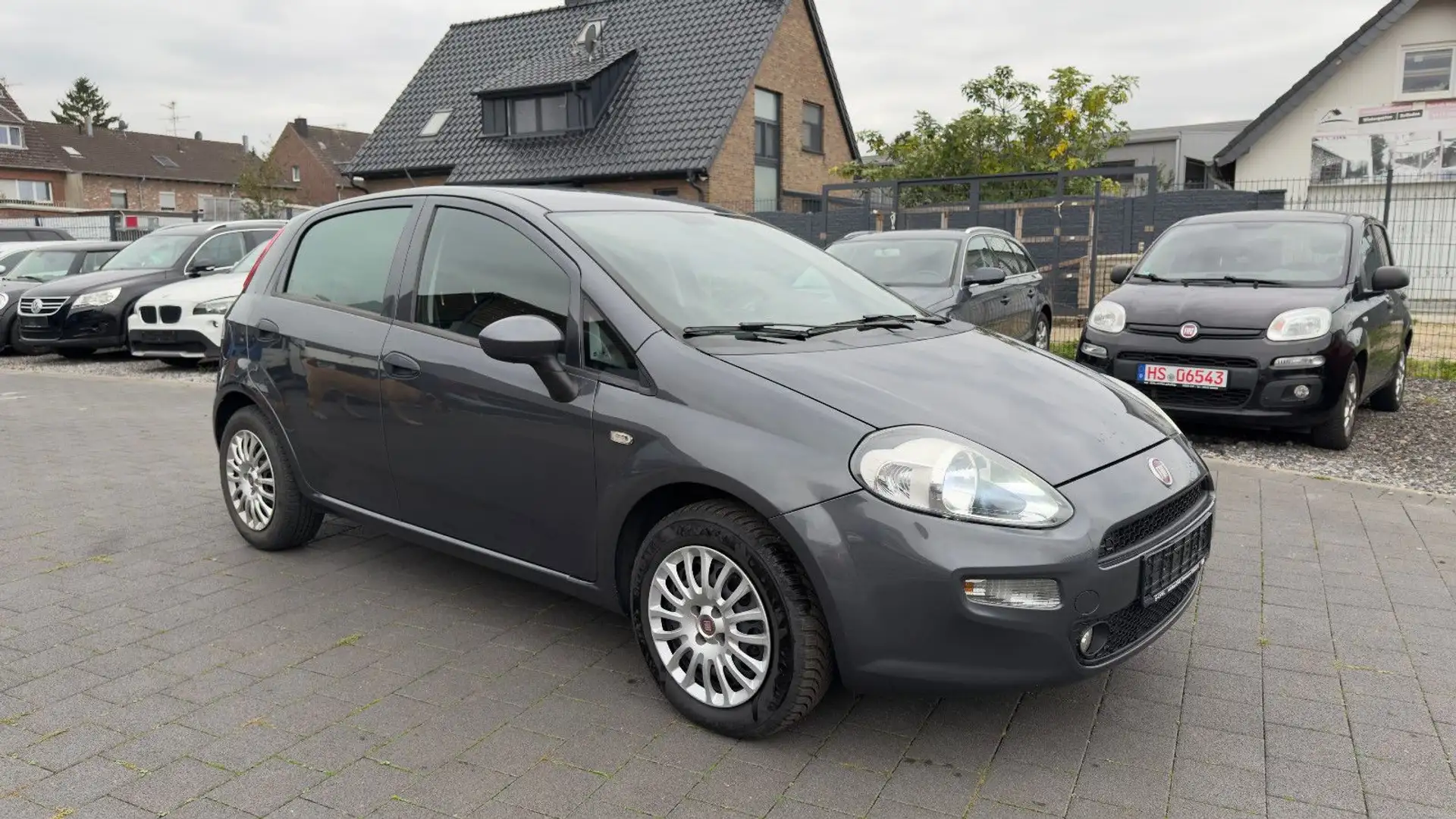 Fiat Punto Grau - 1