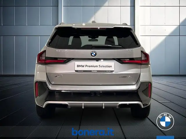 BMW X1 view 7