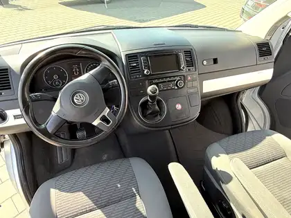 Annonce voiture d'occasion Volkswagen T5 Multivan - CARADIZE