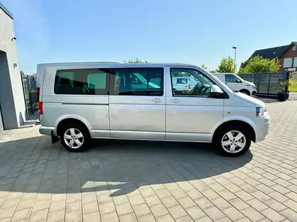 Annonce voiture d'occasion Volkswagen T5 Multivan - CARADIZE