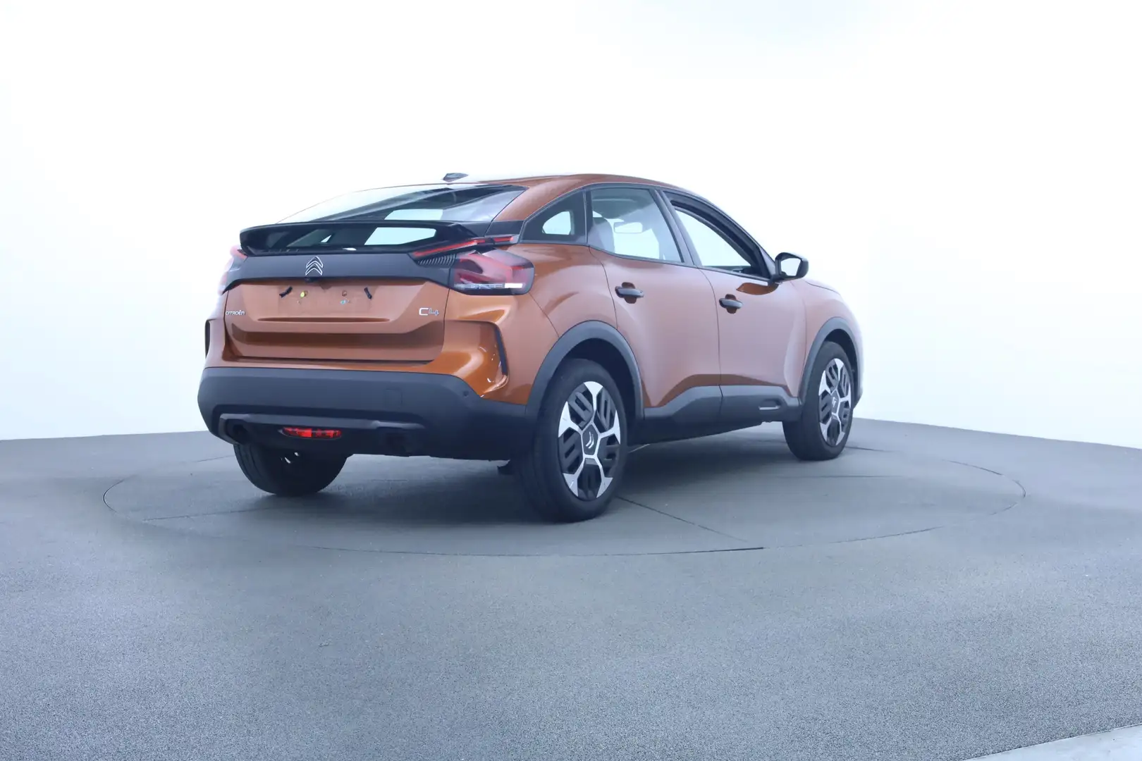 Citroen C4 1.2 Puretech Feel Camera | Carplay | Stoelverwarmi Orange - 2