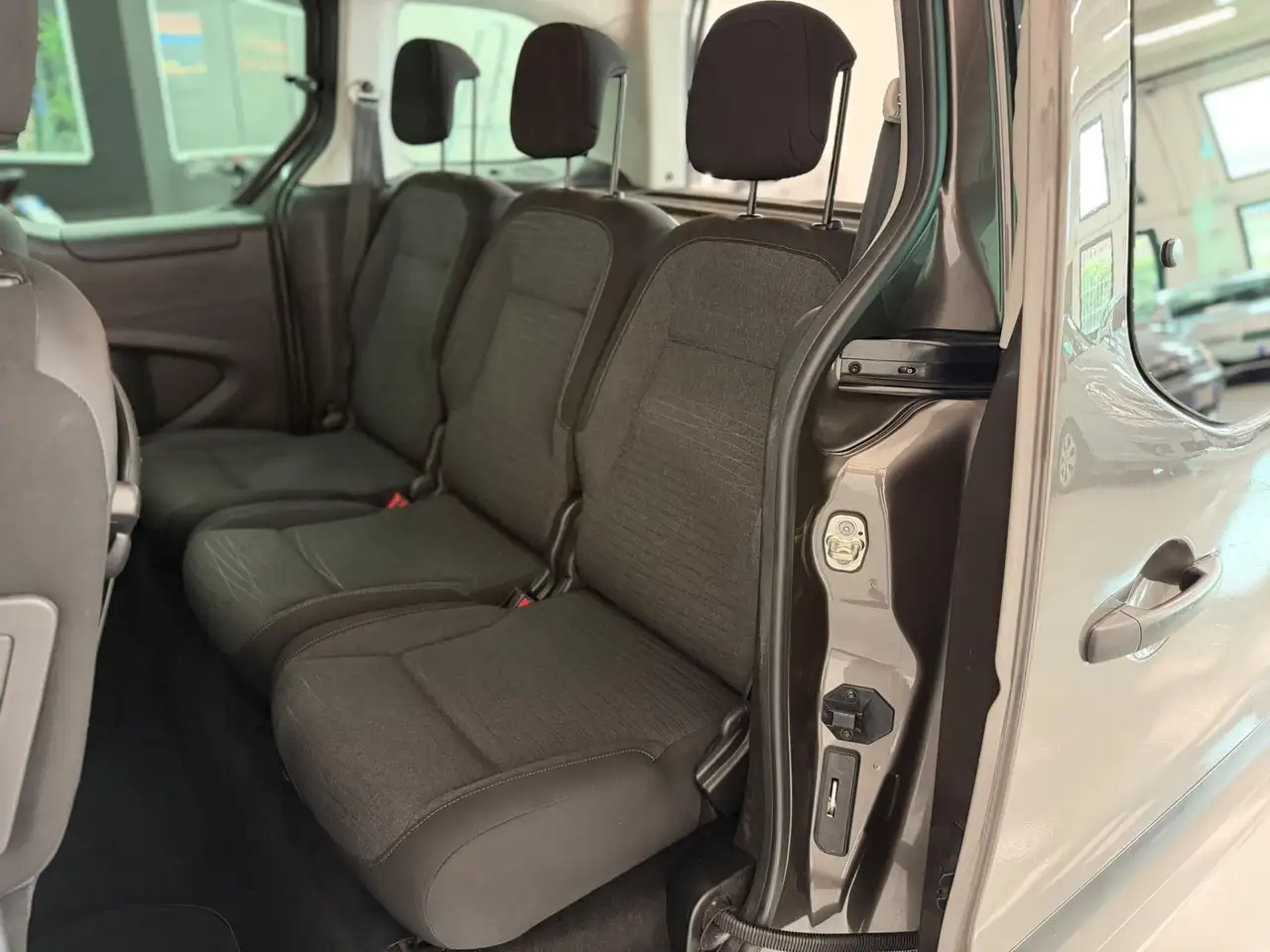 Citroen Berlingo — photo 6 sur 12
