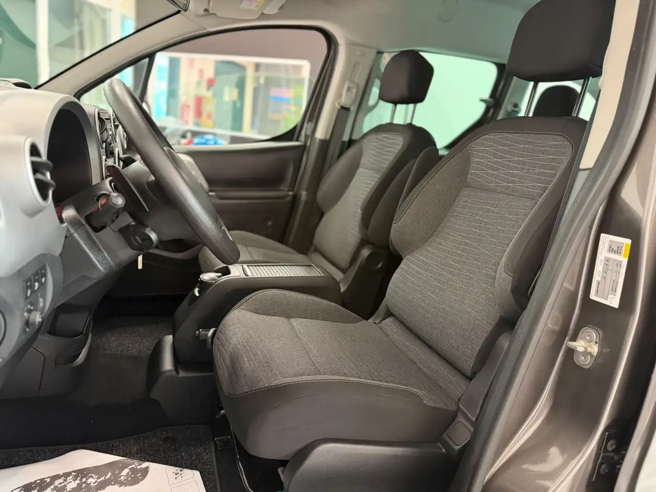 Citroen Berlingo — photo 5 sur 12