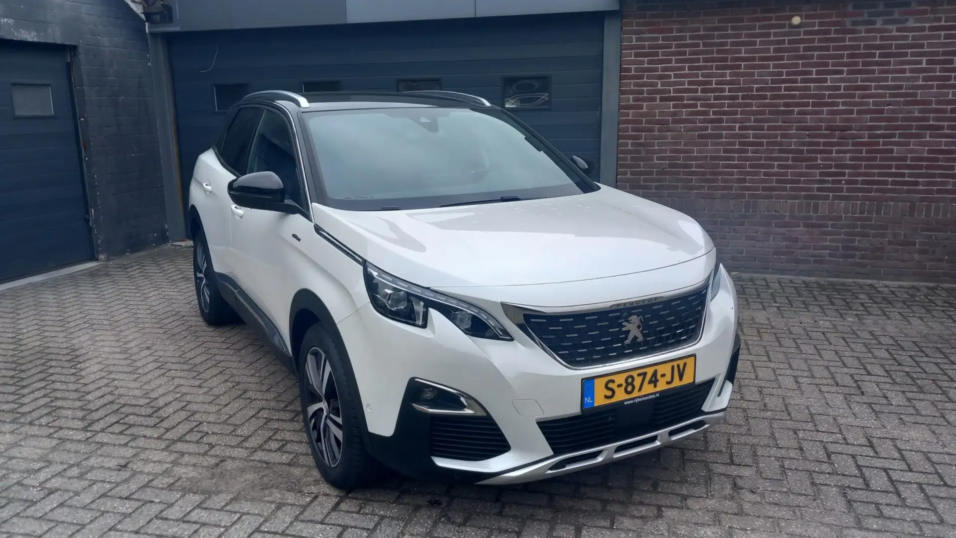 Peugeot 3008 1.2 PureTech Allure.131PK,Automaat,360Camera,Apple Wit - 2