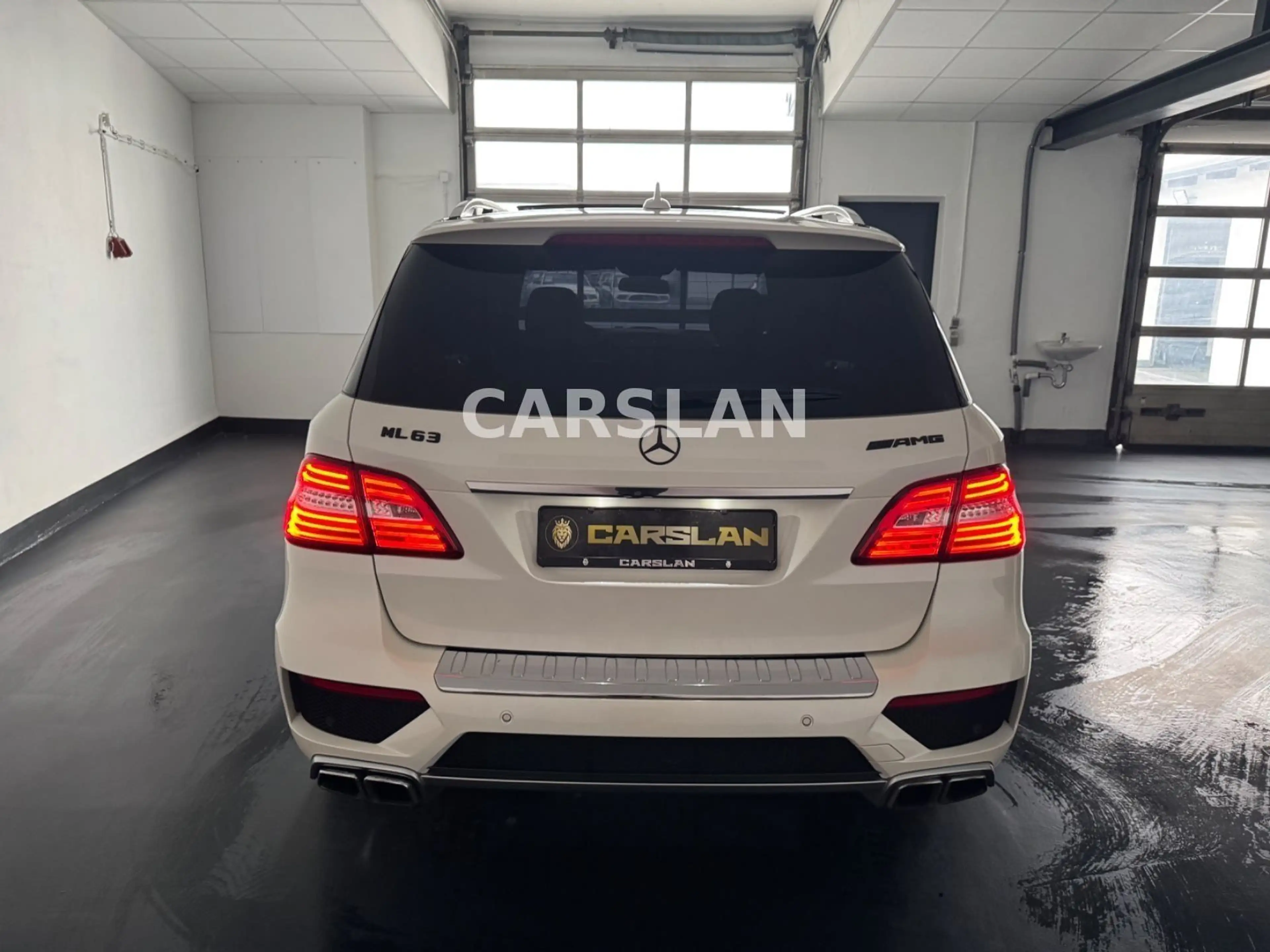 Mercedes-Benz ML 63 AMG 4MATIC 360°+ACC+PANO+AHK+SBL+SPUR+TOT — photo 11
