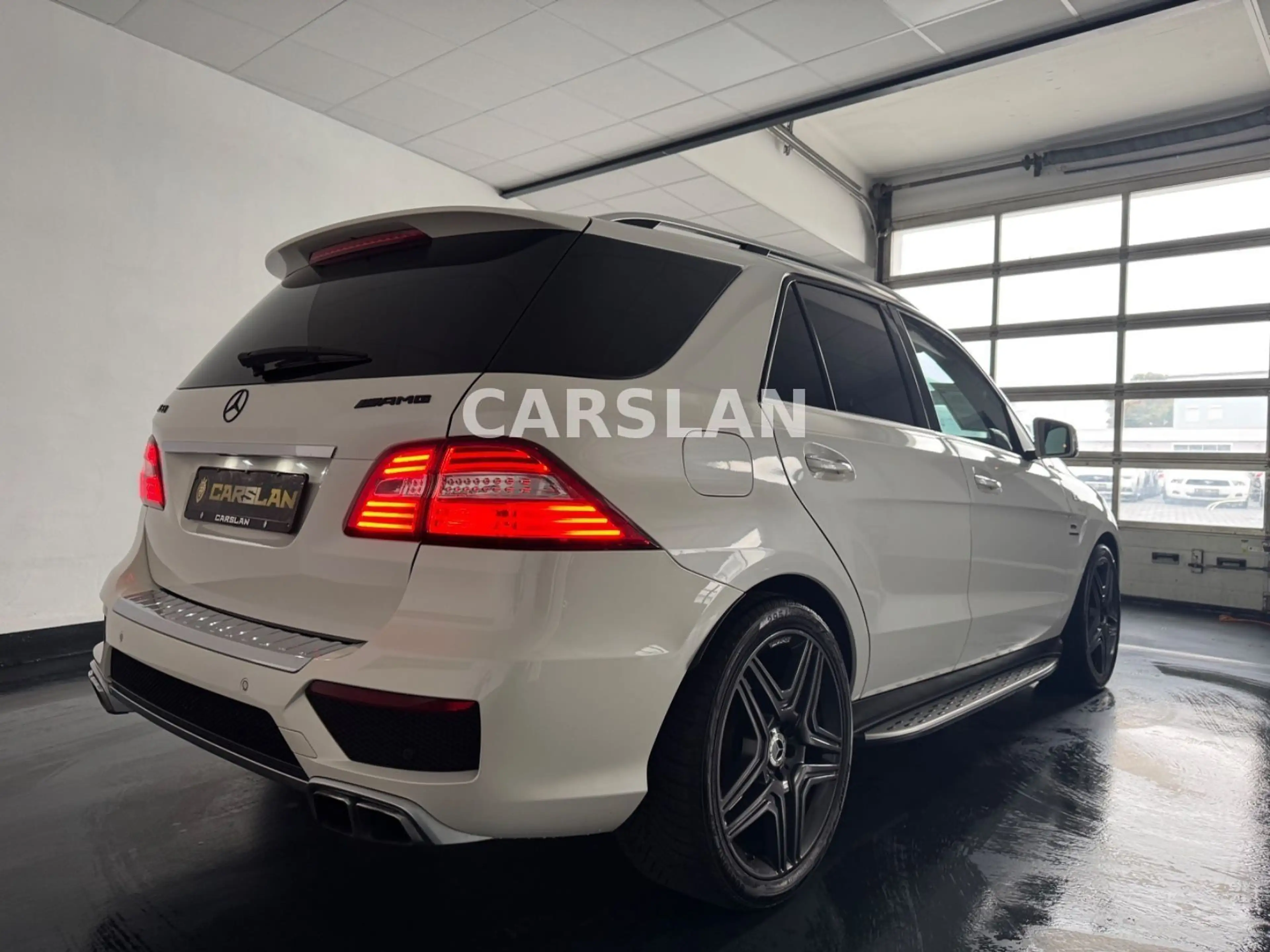 Mercedes-Benz ML 63 AMG 4MATIC 360°+ACC+PANO+AHK+SBL+SPUR+TOT — photo 15
