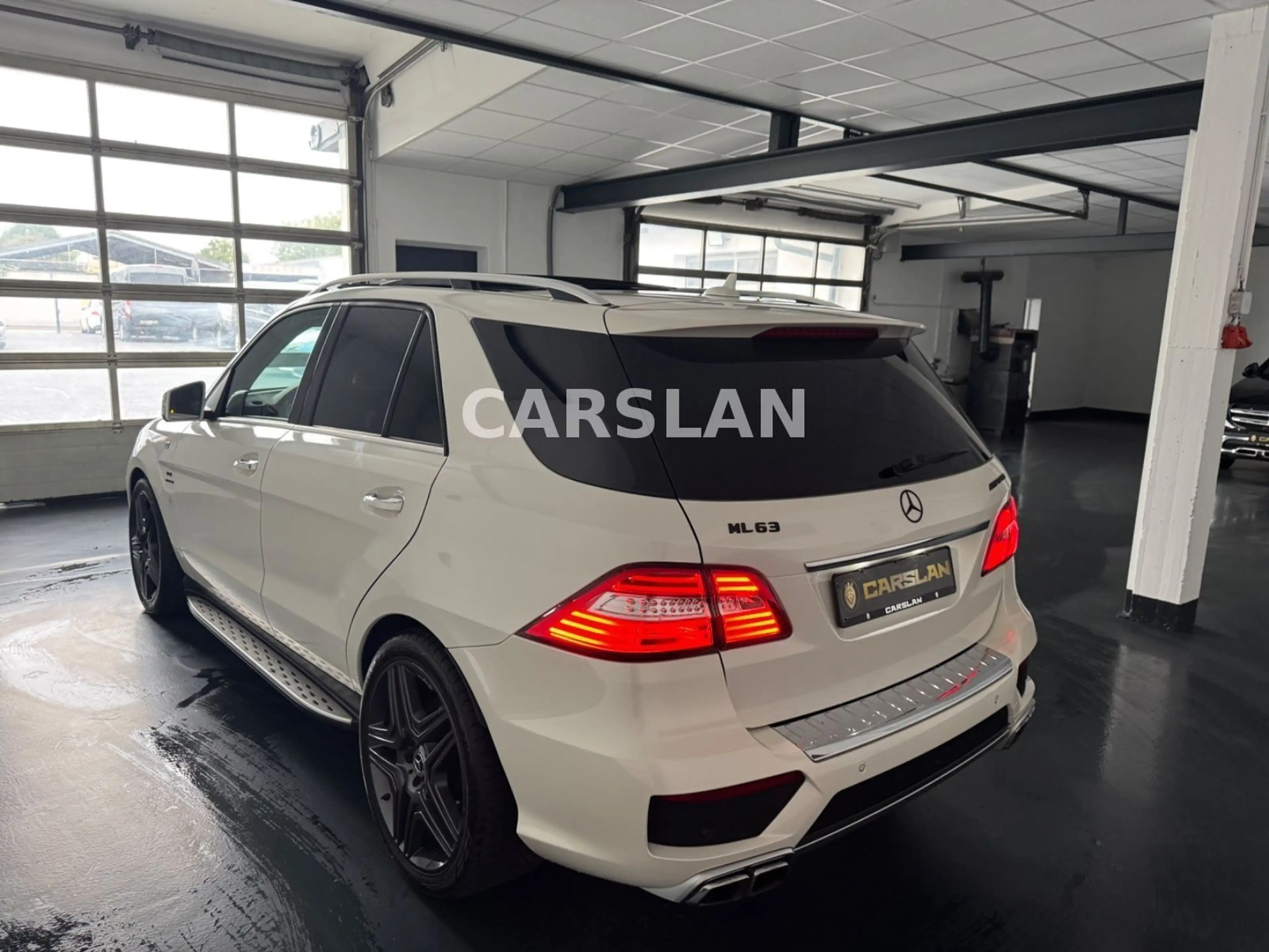 Mercedes-Benz ML 63 AMG 4MATIC 360°+ACC+PANO+AHK+SBL+SPUR+TOT — photo 10