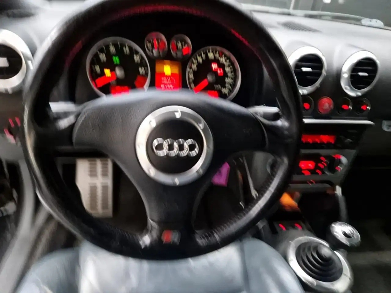 Audi TT Coupé 1.8T 180, foto 9