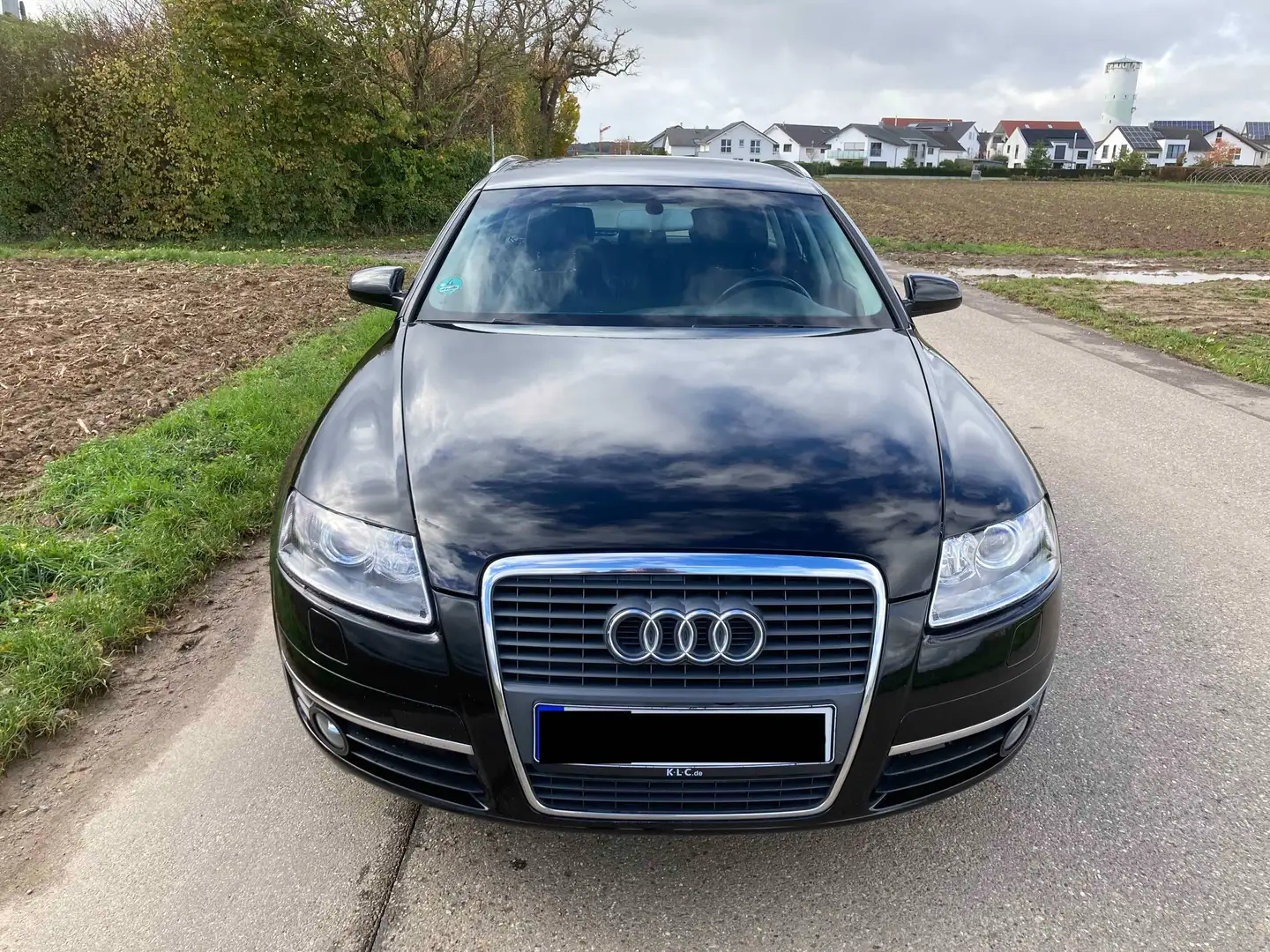 Audi A6 4F Schwarz - 1
