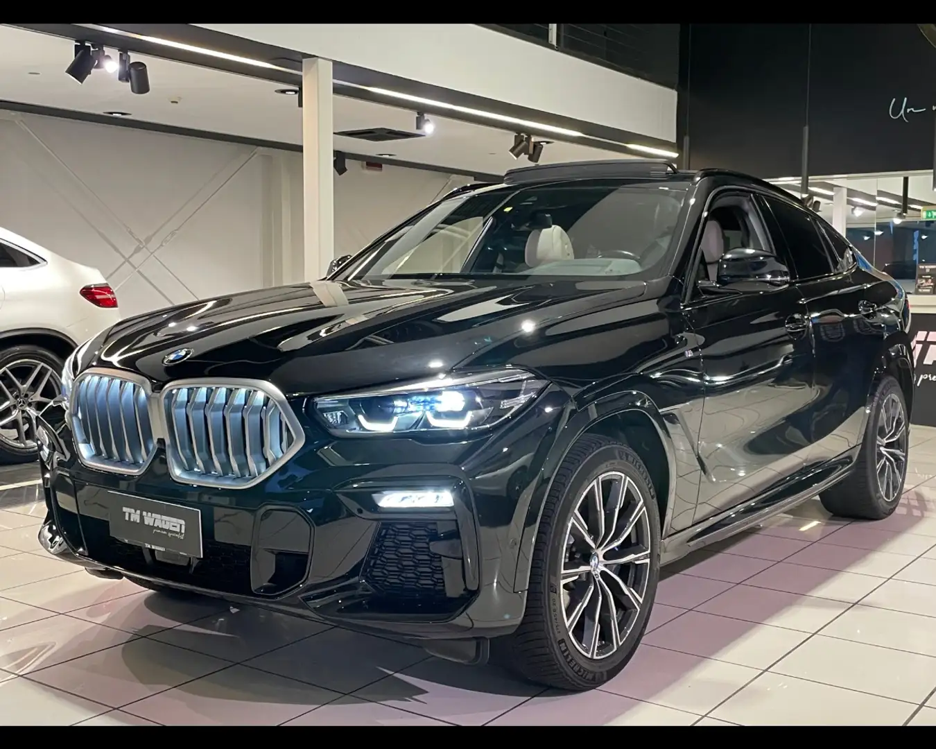 BMW X6 (G06/F96) - X6 xDrive30d 48V Msport Czarny - 1