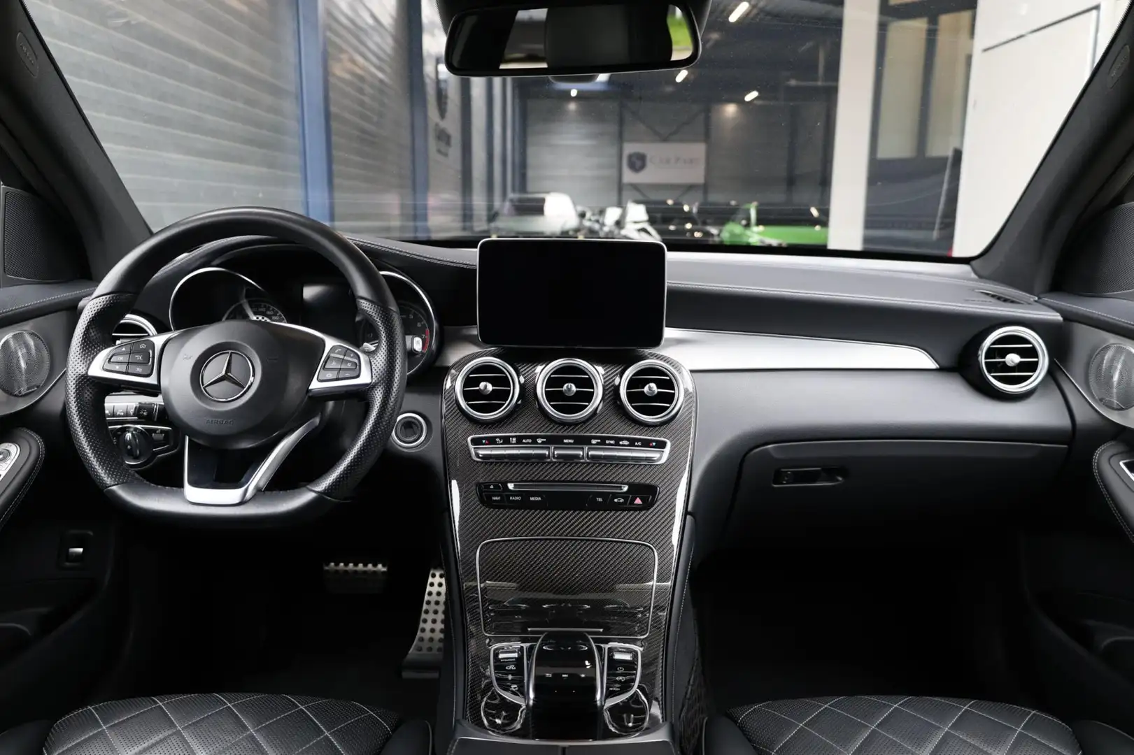 Mercedes-Benz GLC 43 AMG 4MATIC MATRIX+LED/LUCHT/PANO/LEER+S.VERWARMING+MEM Wit - 2