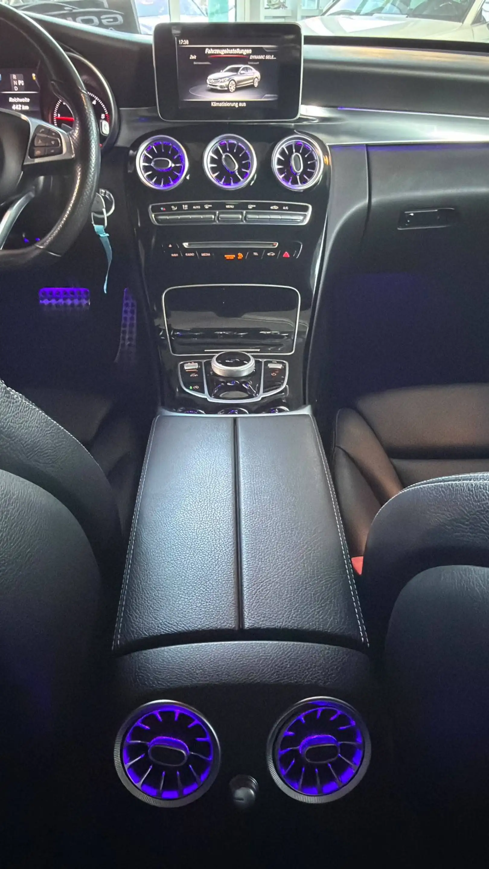 Mercedes-Benz C 180 C 180 BlueTec / d (205.036) — photo 12