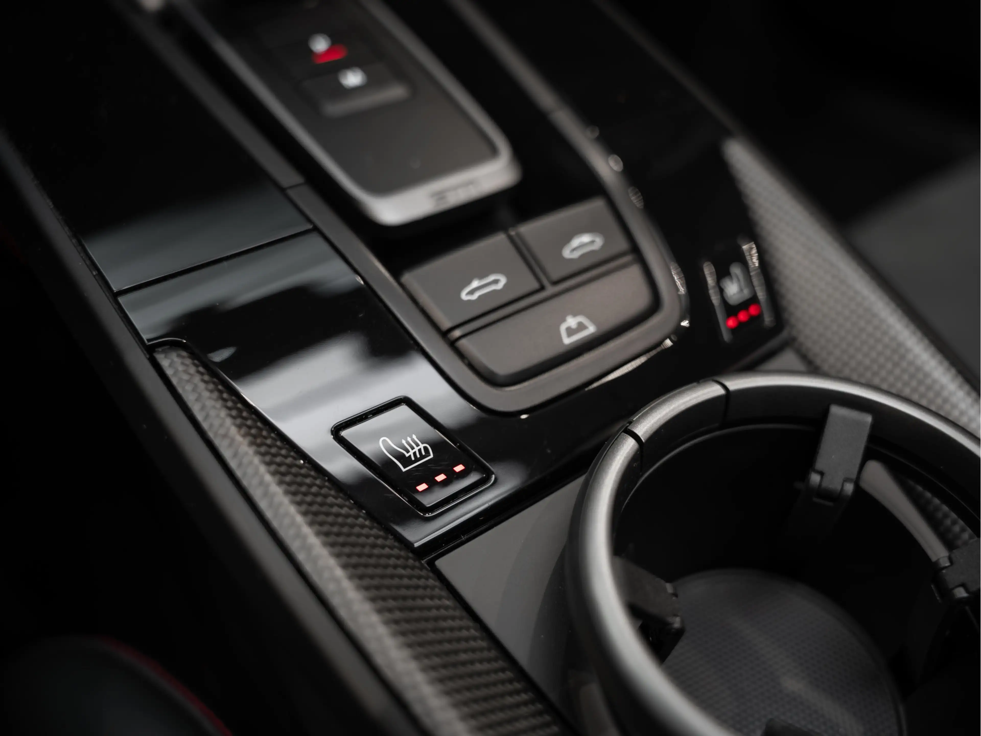Porsche 992 992.1 4 GTS Cabriolet Lift Carbon BOSE 3.0 Carrera — photo 31