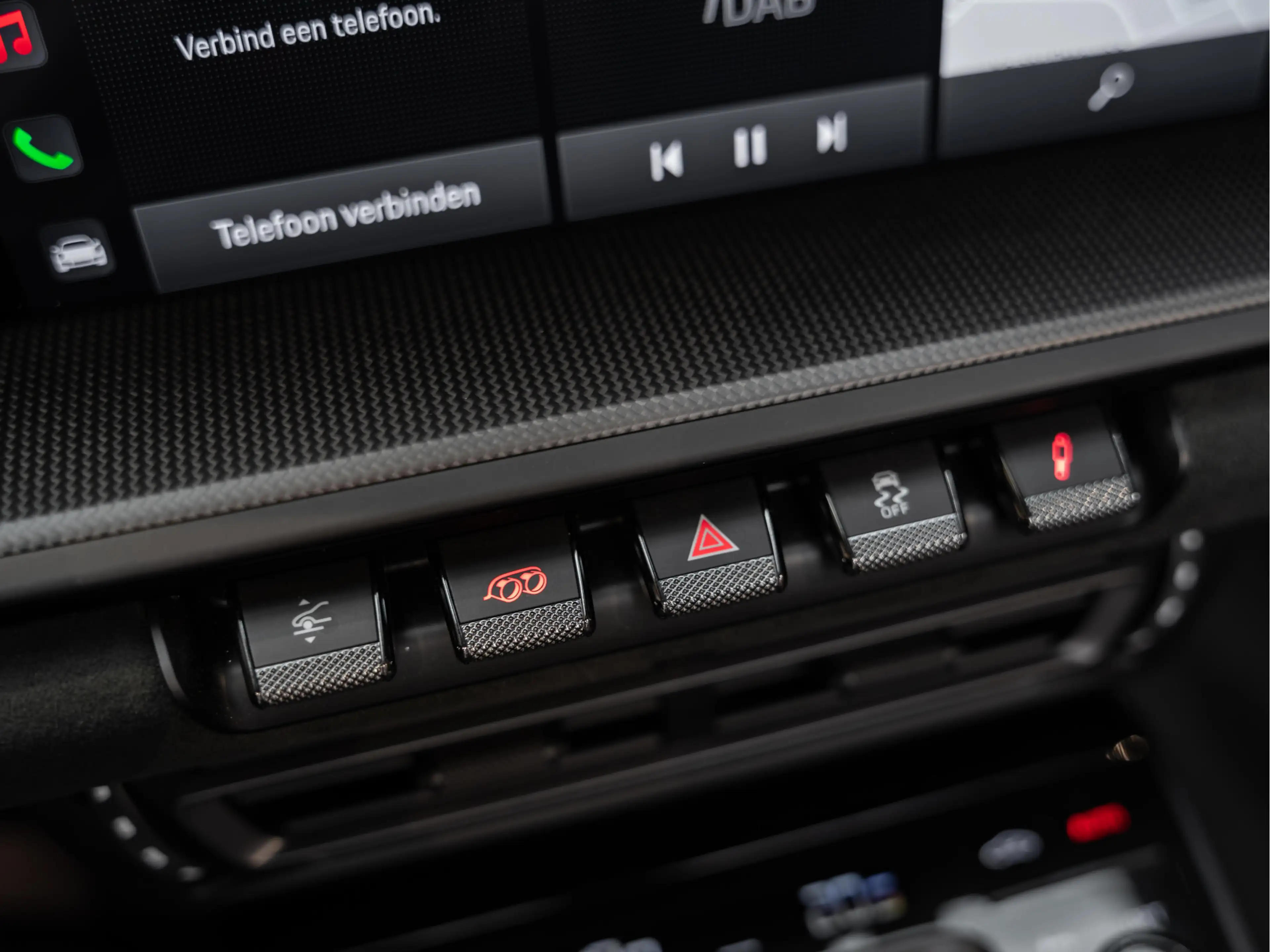 Porsche 992 992.1 4 GTS Cabriolet Lift Carbon BOSE 3.0 Carrera — photo 32