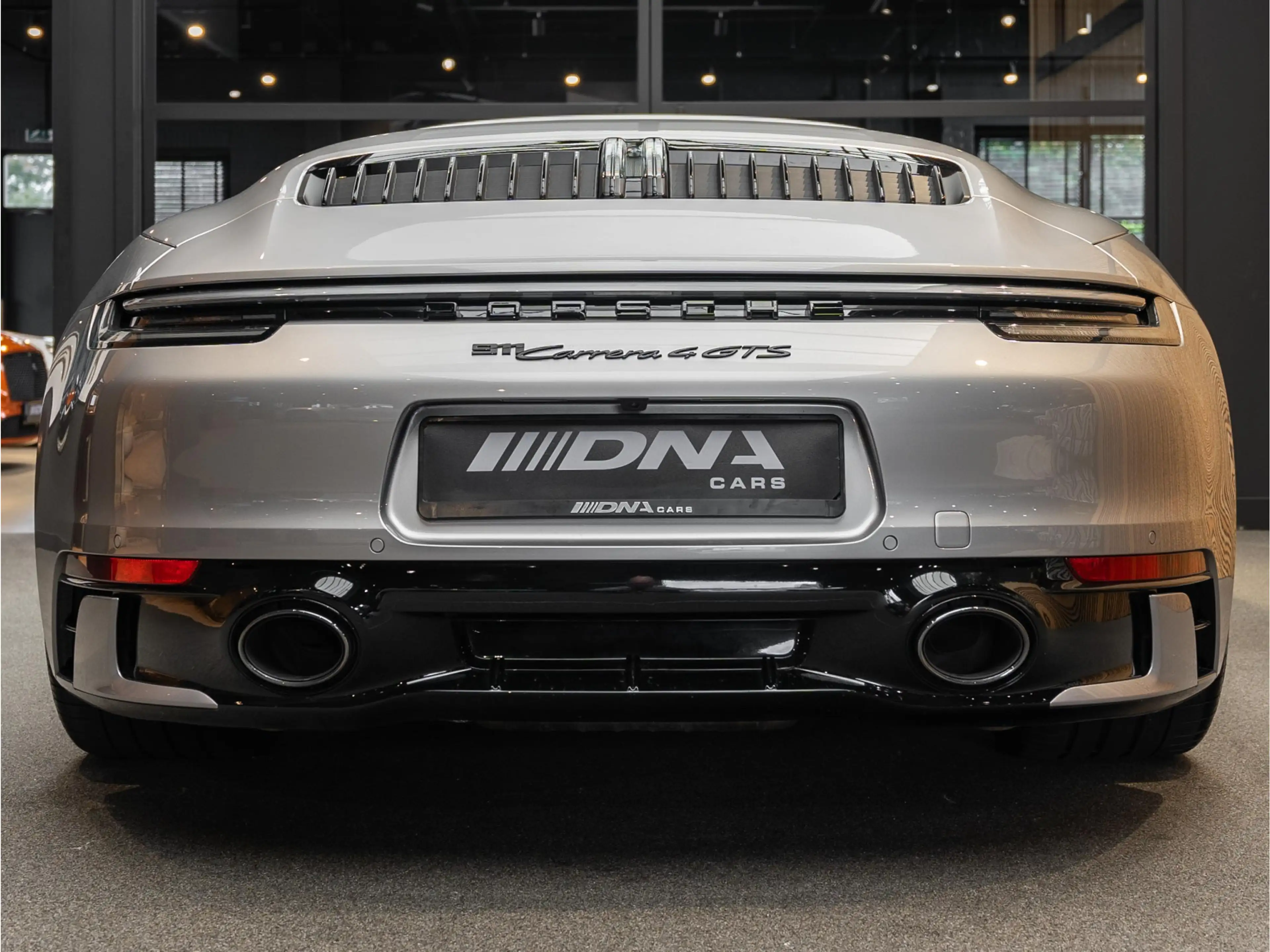 Porsche 992 992.1 4 GTS Cabriolet Lift Carbon BOSE 3.0 Carrera — photo 4