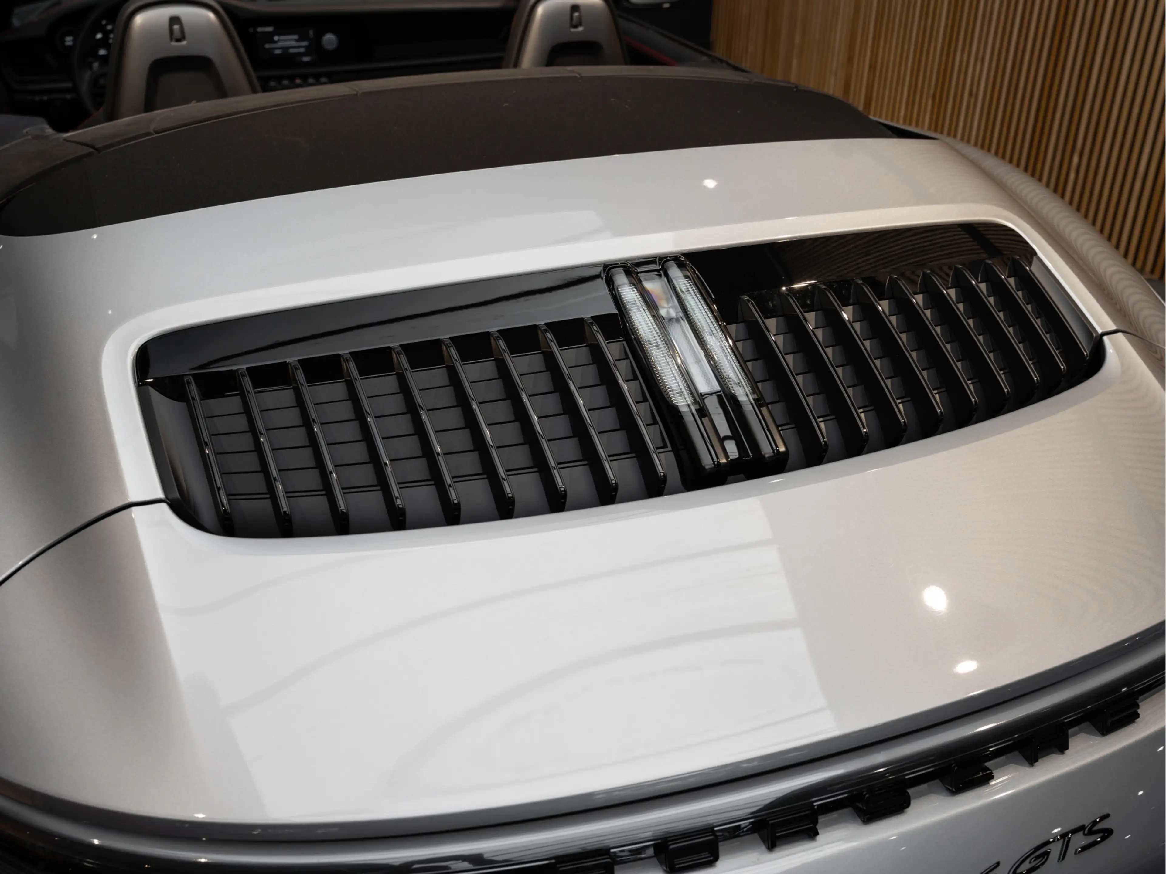 Porsche 992 992.1 4 GTS Cabriolet Lift Carbon BOSE 3.0 Carrera — photo 17