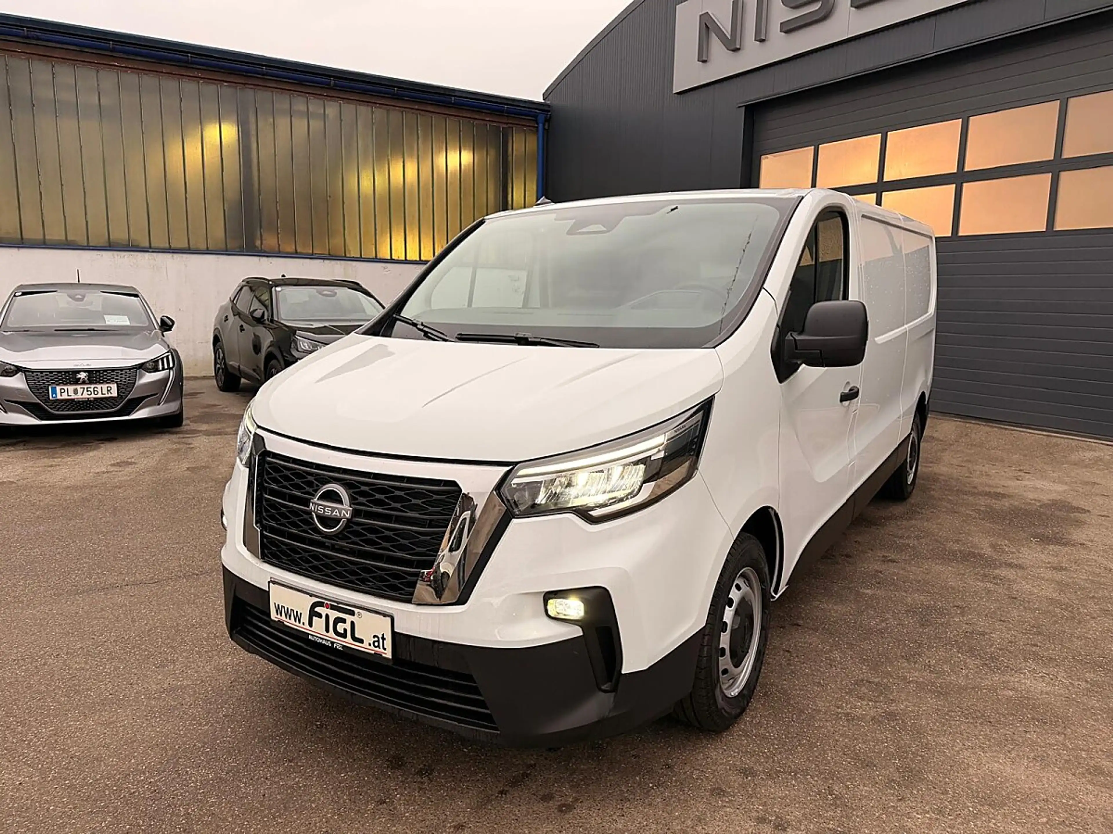 Nissan Primastar Primastar Kastenwagen L2H1 3,0t dCi 110 Acenta — photo 2