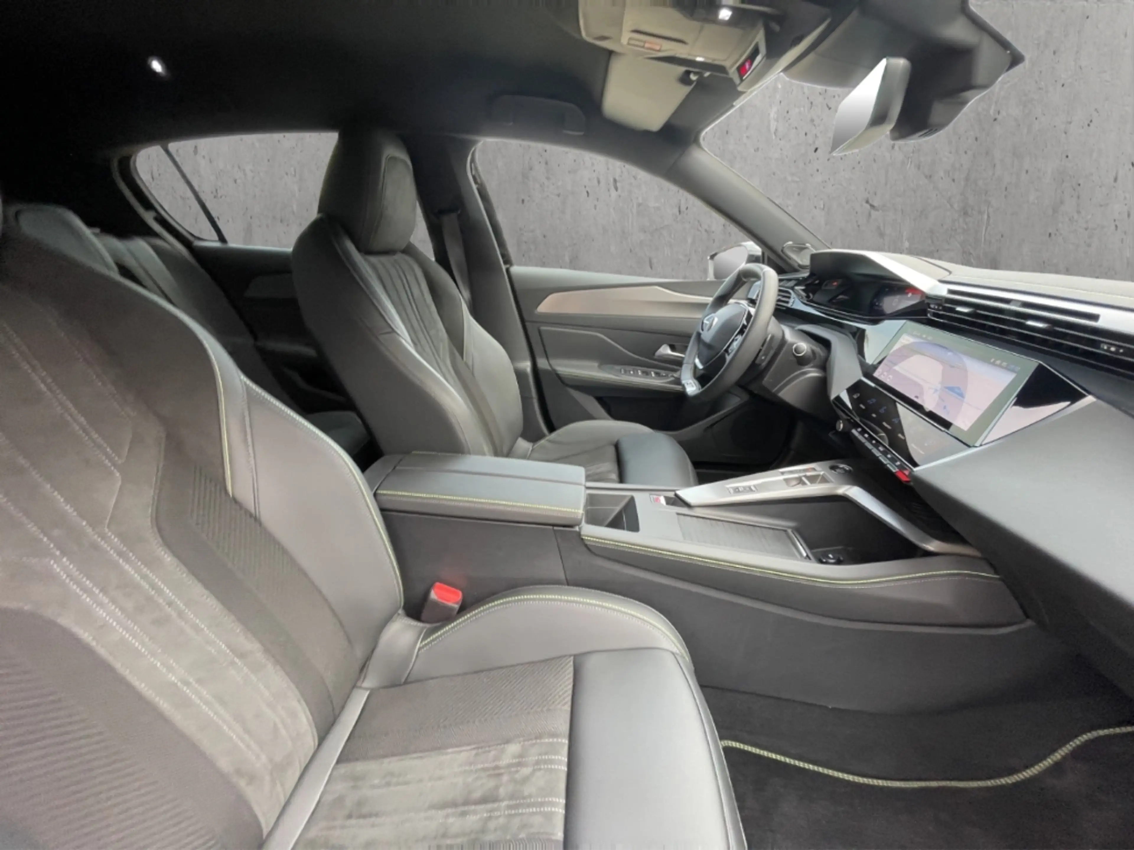 Peugeot 308 GT HYBRID 136 e-DSC6 Navi Memory Sitze Soundsystem — photo 13