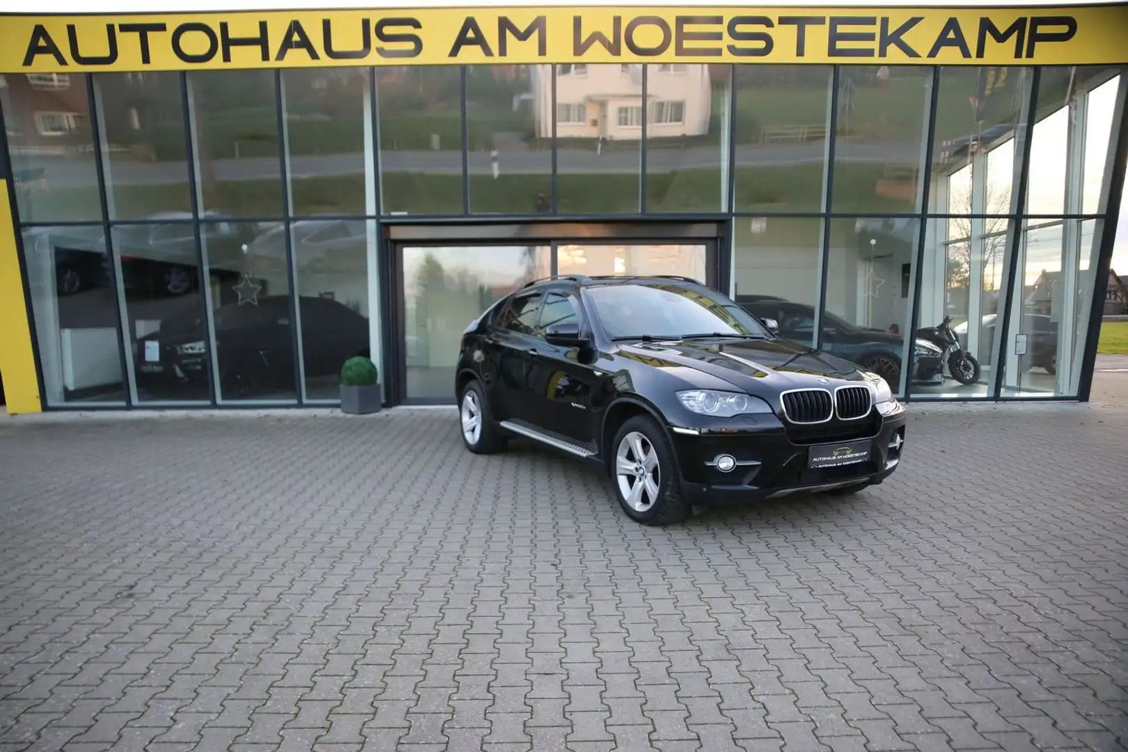 BMW X6 xDrive30d*M-PAKET*KEYLESS*RFK*ACC*HEADUP Schwarz - 1