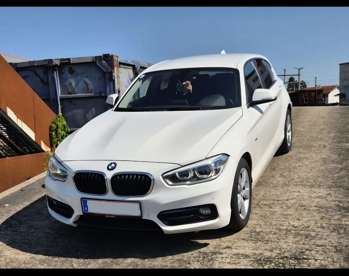 BMW 114 114d Sport Line - 1