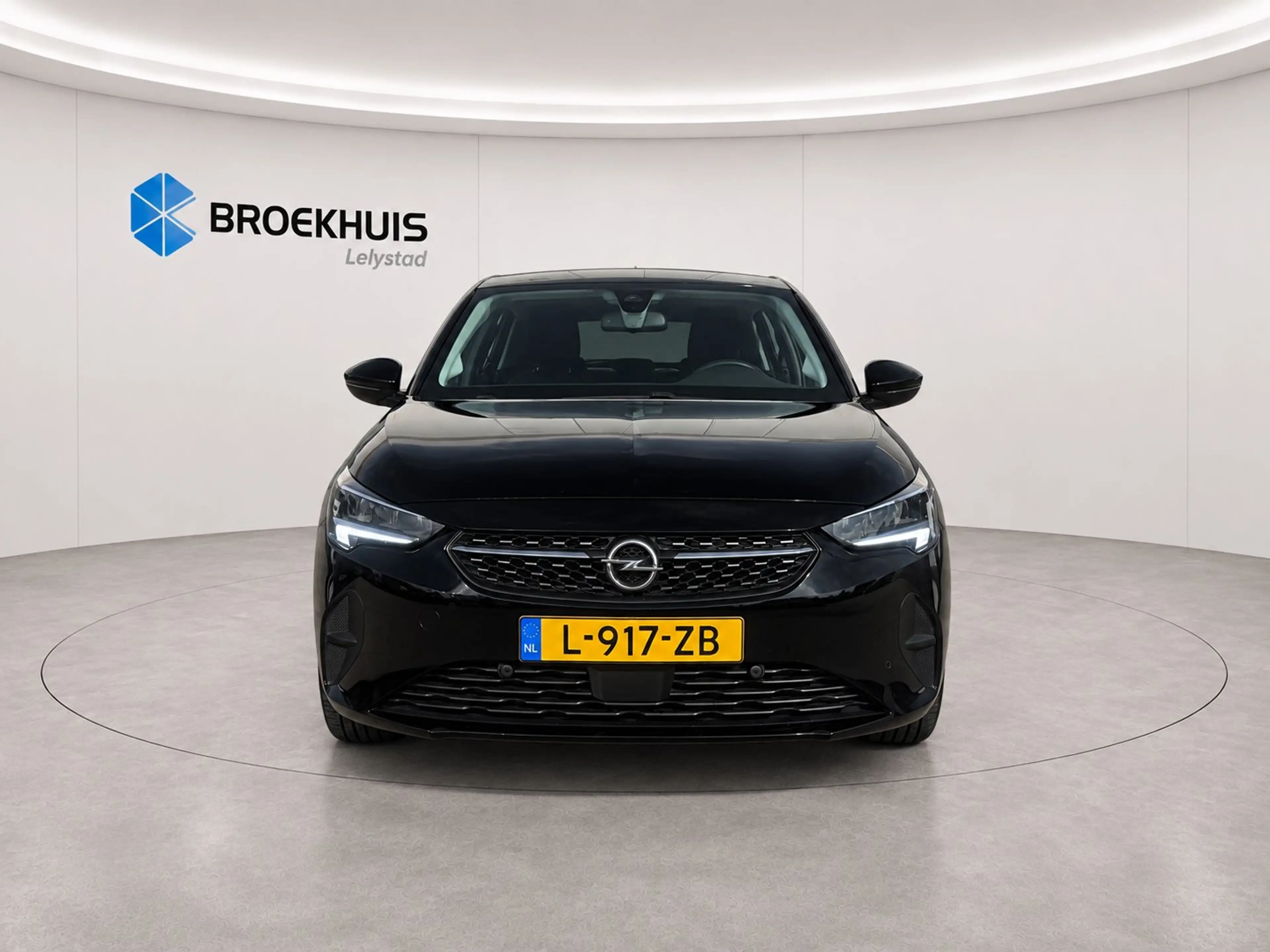 Opel Corsa 1.2 Elegance — photo 5