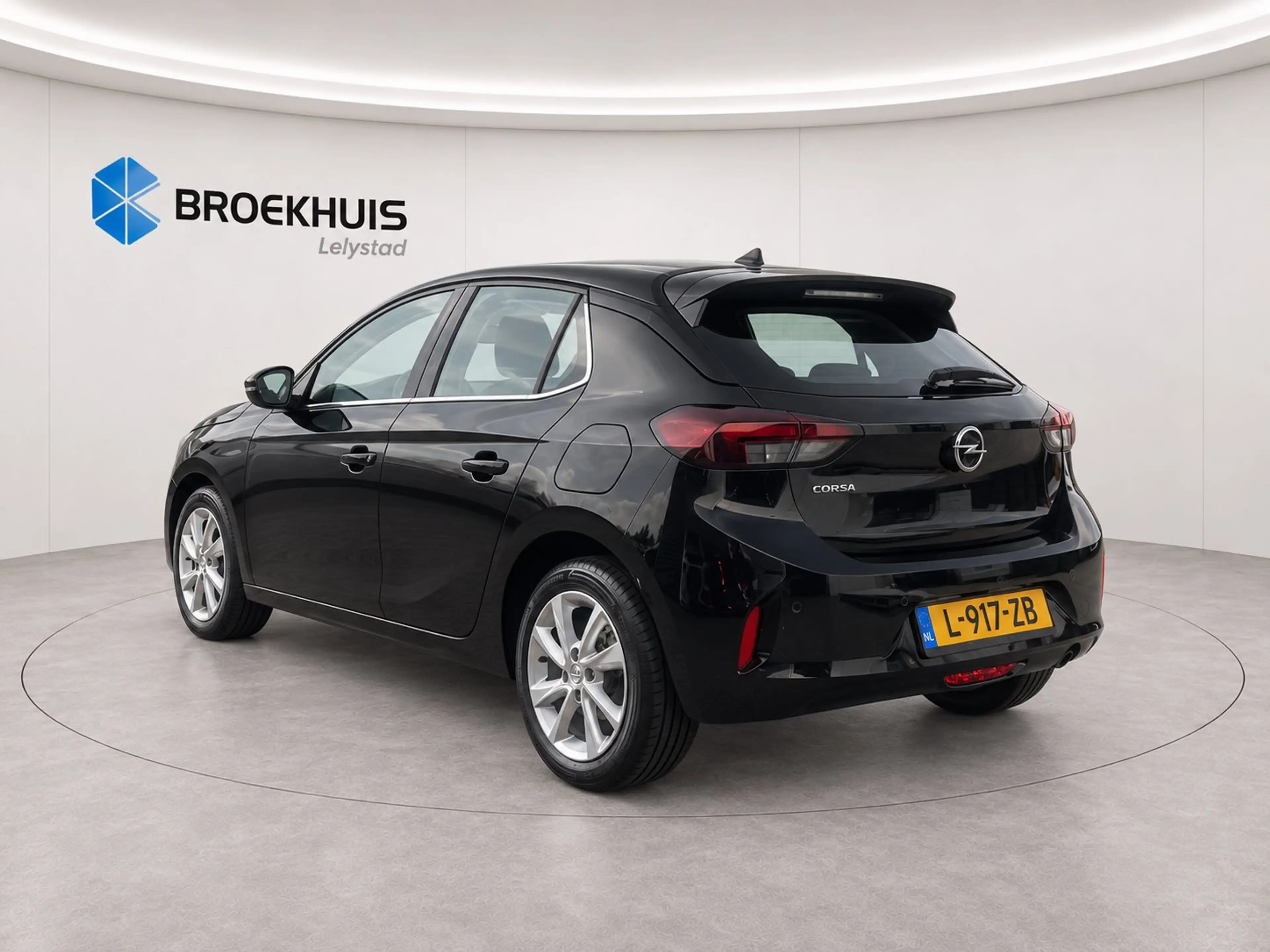 Opel Corsa 1.2 Elegance — photo 7