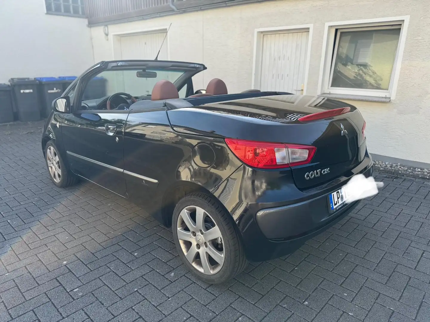 Mitsubishi Colt Invite Schwarz - 2
