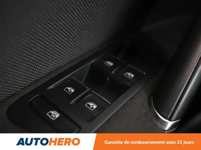 Volkswagen Golf view 29