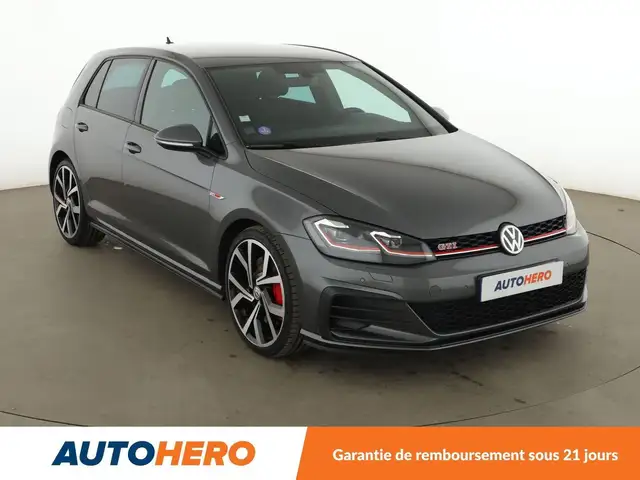 Volkswagen Golf view 8