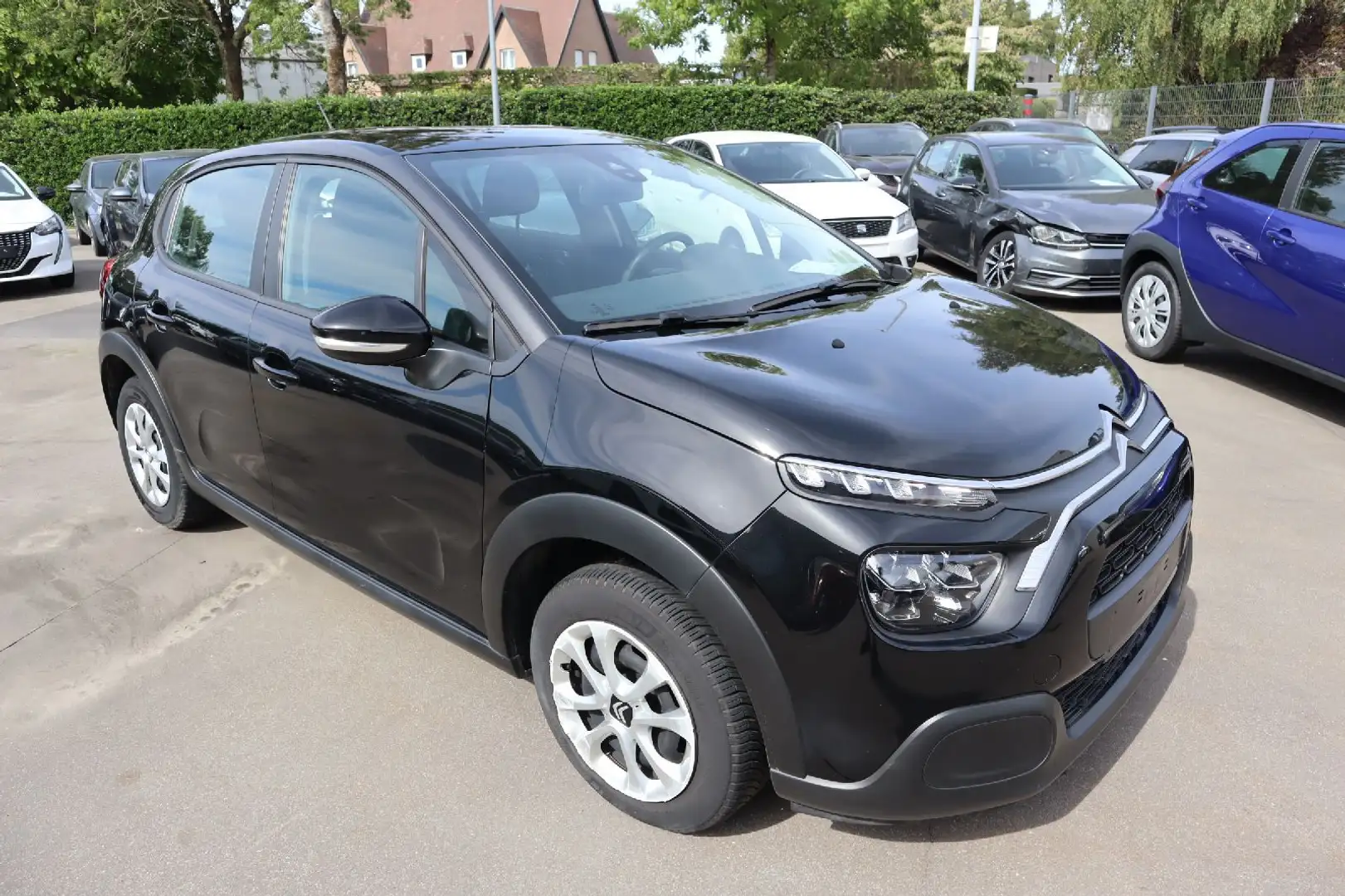 Citroen C3 1.2 Benz Zwart - 1